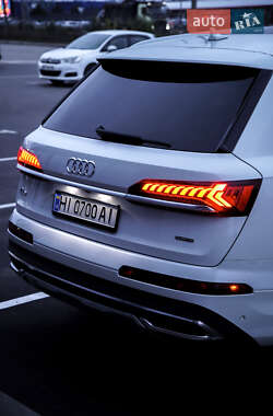 Внедорожник / Кроссовер Audi Q7 2019 в Полтаве