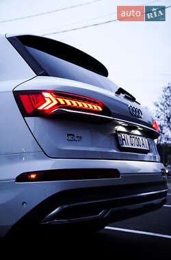 Внедорожник / Кроссовер Audi Q7 2019 в Полтаве