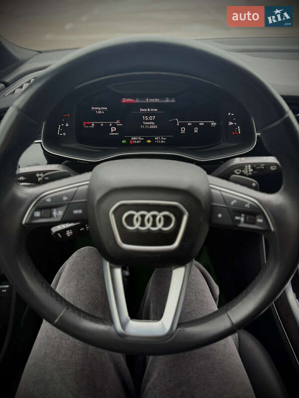 Позашляховик / Кросовер Audi Q7 2021 в Києві