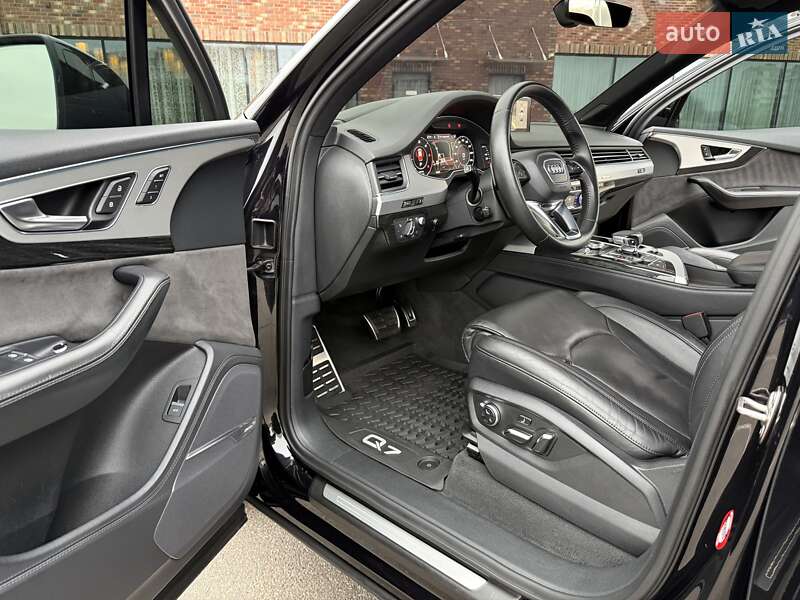 Внедорожник / Кроссовер Audi Q7 2016 в Киеве фото 3 Внедорожник / Кроссовер Audi Q7 2016 в Киеве