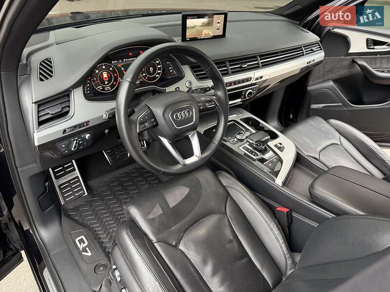 Внедорожник / Кроссовер Audi Q7 2016 в Киеве фото 4 Внедорожник / Кроссовер Audi Q7 2016 в Киеве