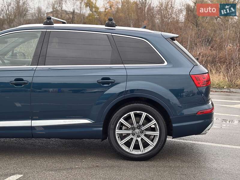 Внедорожник / Кроссовер Audi Q7 2018 в Ирпене