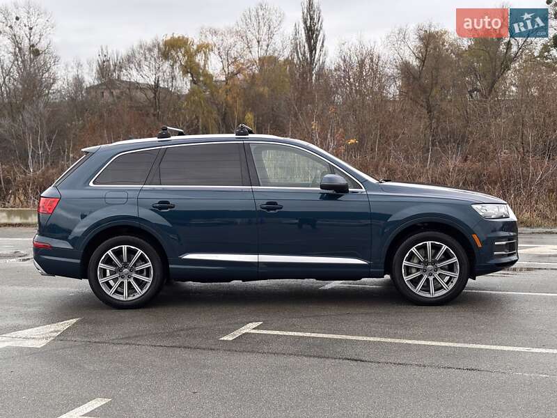 Внедорожник / Кроссовер Audi Q7 2018 в Ирпене