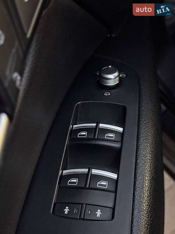 Внедорожник / Кроссовер Audi Q7 2013 в Запорожье