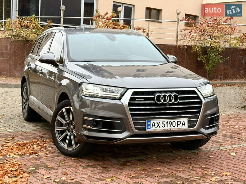 Audi Q7 2016