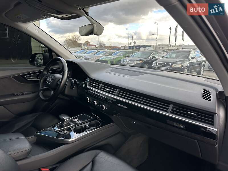 Позашляховик / Кросовер Audi Q7 2016 в Києві фото 42 Позашляховик / Кросовер Audi Q7 2016 в Києві