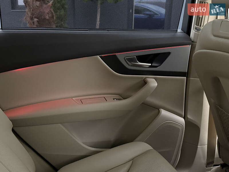 Внедорожник / Кроссовер Audi Q7 2017 в Мукачево