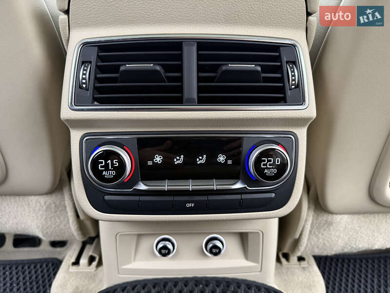 Внедорожник / Кроссовер Audi Q7 2017 в Мукачево