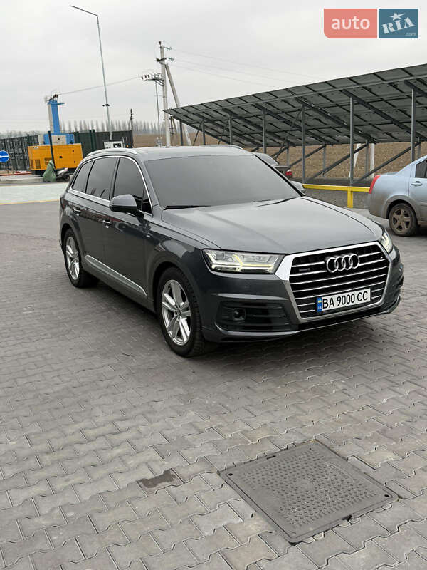 Внедорожник / Кроссовер Audi Q7 2016 в Киеве фото Внедорожник / Кроссовер Audi Q7 2016 в Киеве