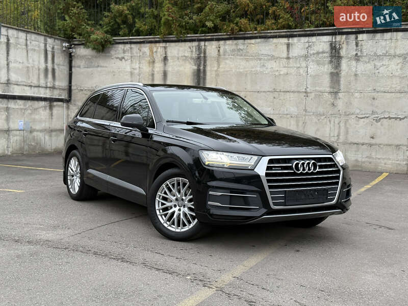Внедорожник / Кроссовер Audi Q7 2015 в Ровно фото 5 Внедорожник / Кроссовер Audi Q7 2015 в Ровно