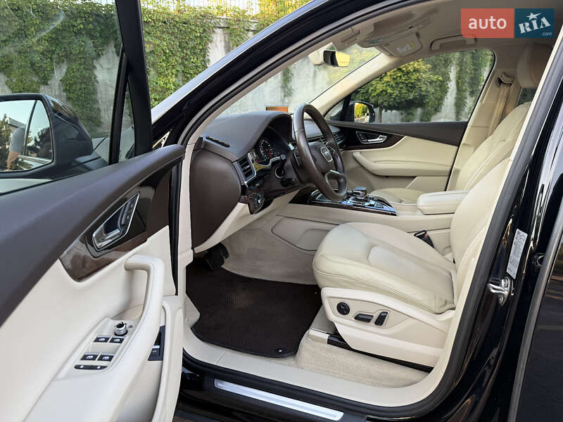 Внедорожник / Кроссовер Audi Q7 2015 в Ровно фото 42 Внедорожник / Кроссовер Audi Q7 2015 в Ровно