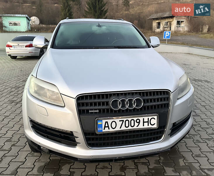 Позашляховик / Кросовер Audi Q7 2006 в Сваляві фото 3 Позашляховик / Кросовер Audi Q7 2006 в Сваляві
