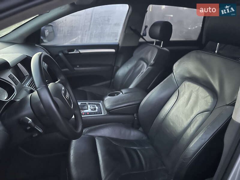 Позашляховик / Кросовер Audi Q7 2006 в Сваляві фото 12 Позашляховик / Кросовер Audi Q7 2006 в Сваляві