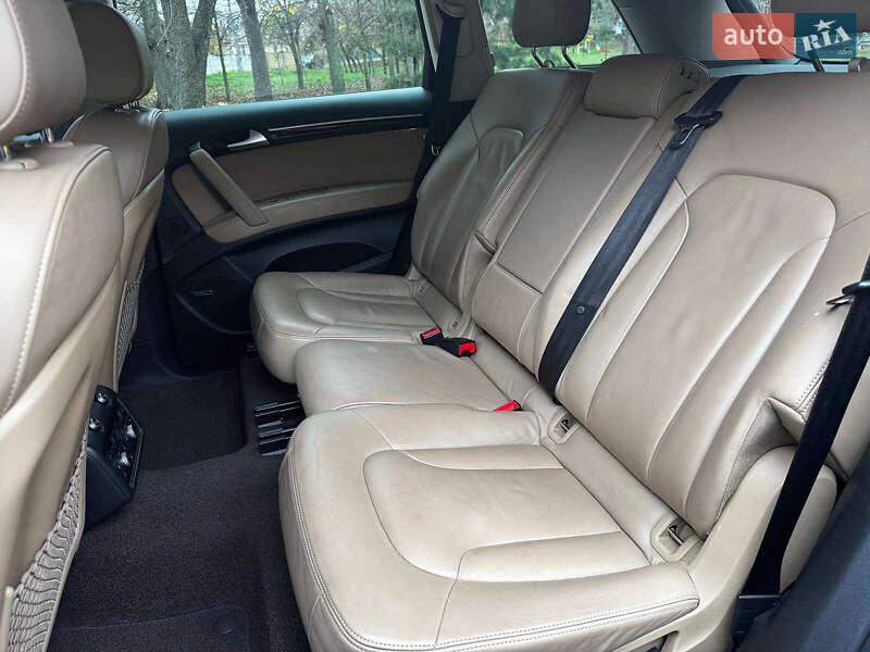 Позашляховик / Кросовер Audi Q7 2013 в Києві фото 37 Позашляховик / Кросовер Audi Q7 2013 в Києві