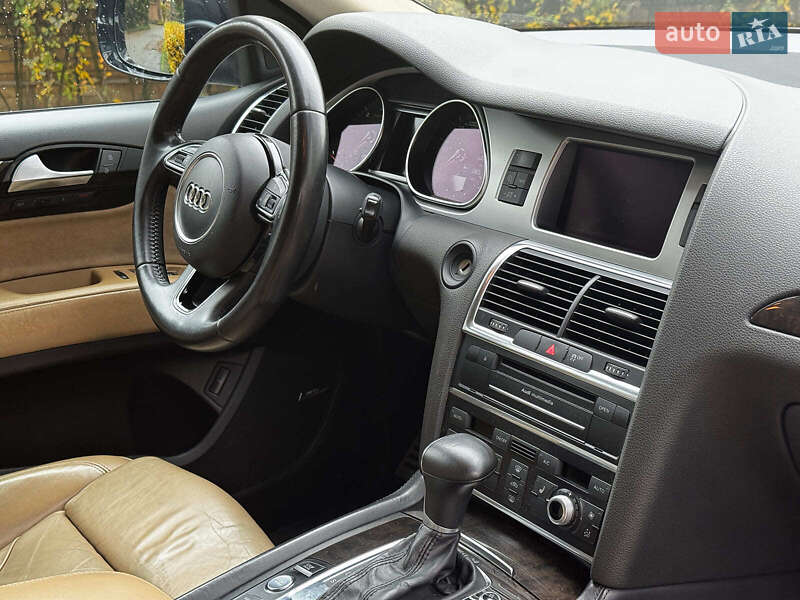 Позашляховик / Кросовер Audi Q7 2013 в Києві фото 45 Позашляховик / Кросовер Audi Q7 2013 в Києві