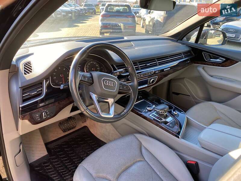Позашляховик / Кросовер Audi Q7 2016 в Львові фото 11 Позашляховик / Кросовер Audi Q7 2016 в Львові