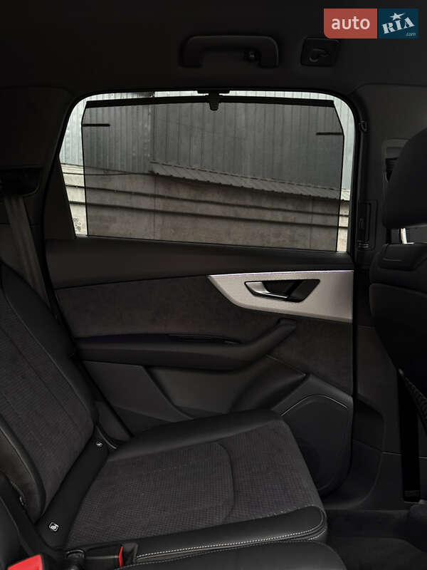 Позашляховик / Кросовер Audi Q7 2025 в Києві фото 38 Позашляховик / Кросовер Audi Q7 2025 в Києві