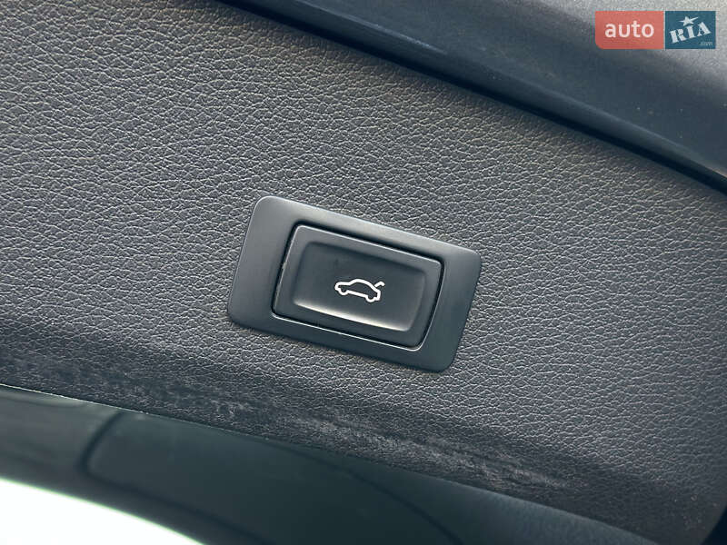 Внедорожник / Кроссовер Audi Q7 2014 в Шептицькому