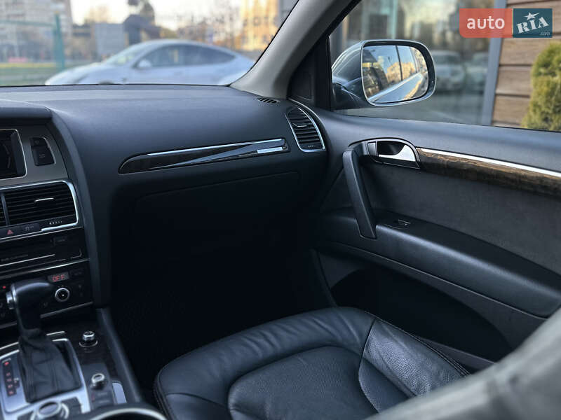 Внедорожник / Кроссовер Audi Q7 2014 в Шептицькому