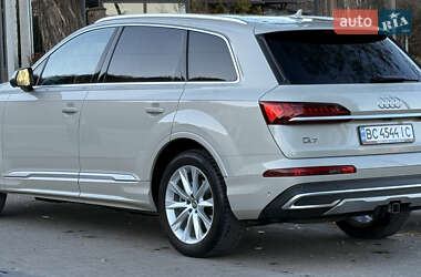 Позашляховик / Кросовер Audi Q7 2020 в Львові