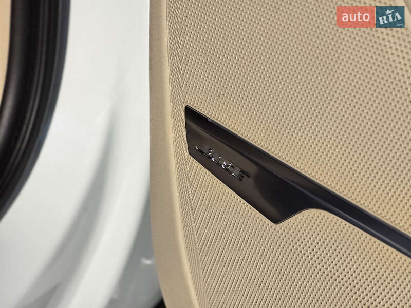 Внедорожник / Кроссовер Audi Q7 2016 в Луцке