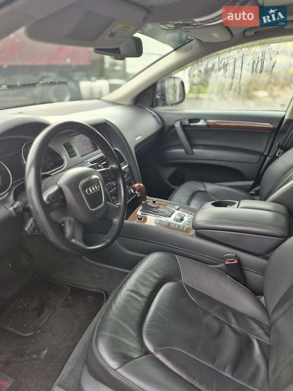 Внедорожник / Кроссовер Audi Q7 2009 в Киеве фото 18 Внедорожник / Кроссовер Audi Q7 2009 в Киеве