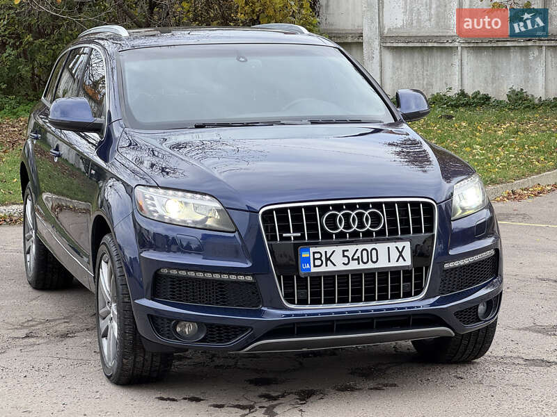Внедорожник / Кроссовер Audi Q7 2010 в Ровно