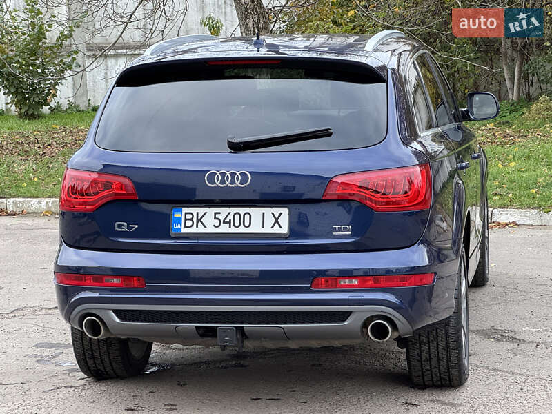 Внедорожник / Кроссовер Audi Q7 2010 в Ровно