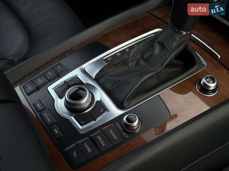 Позашляховик / Кросовер Audi Q7 2013 в Хмельницькому