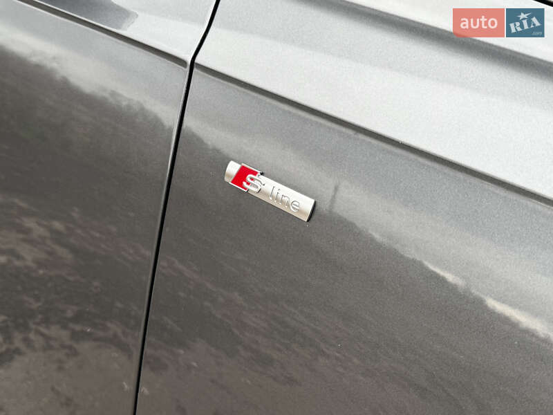 Внедорожник / Кроссовер Audi Q7 2017 в Дрогобыче