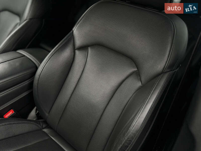 Внедорожник / Кроссовер Audi Q7 2017 в Дрогобыче