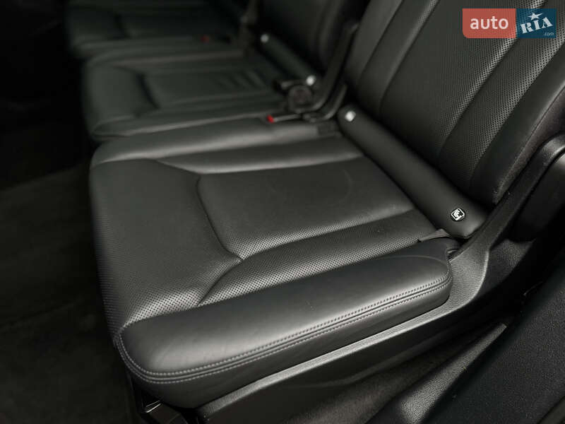 Внедорожник / Кроссовер Audi Q7 2017 в Дрогобыче