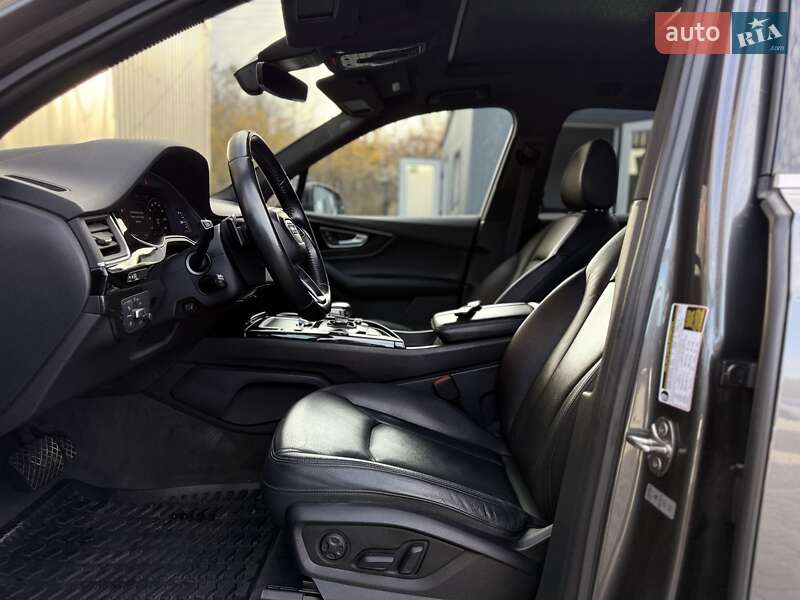 Внедорожник / Кроссовер Audi Q7 2019 в Львове фото 34 Внедорожник / Кроссовер Audi Q7 2019 в Львове