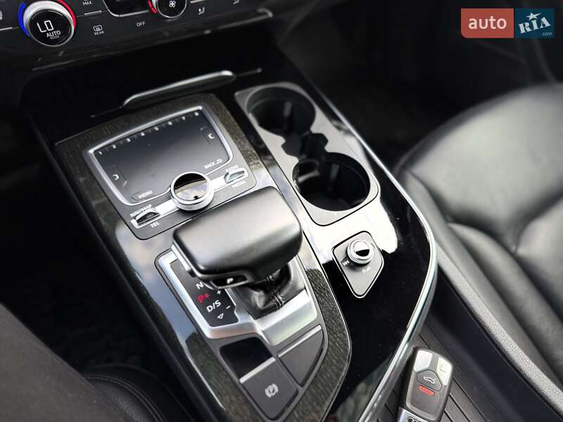 Внедорожник / Кроссовер Audi Q7 2019 в Львове фото 64 Внедорожник / Кроссовер Audi Q7 2019 в Львове