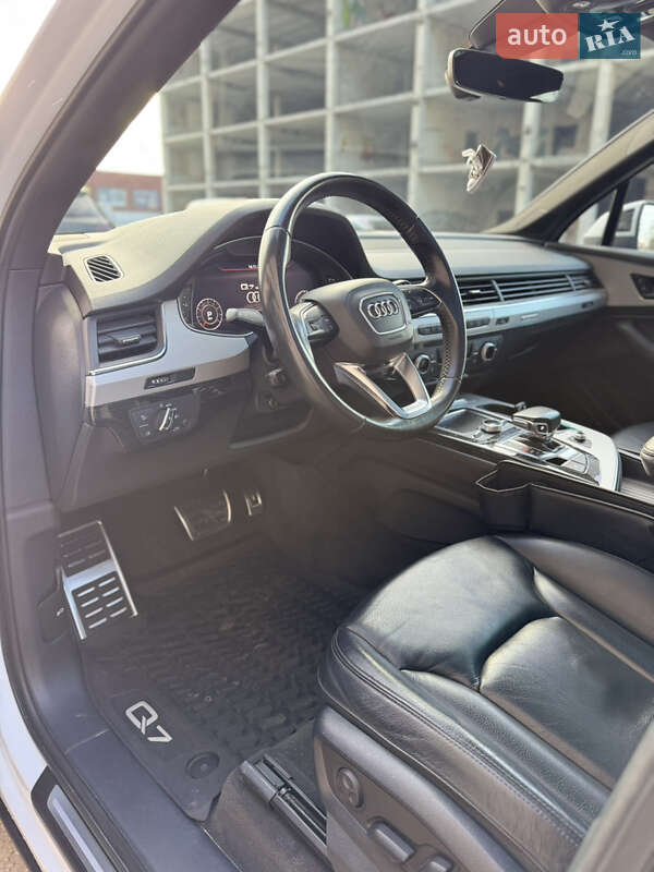 Внедорожник / Кроссовер Audi Q7 2018 в Тернополе фото 29 Внедорожник / Кроссовер Audi Q7 2018 в Тернополе