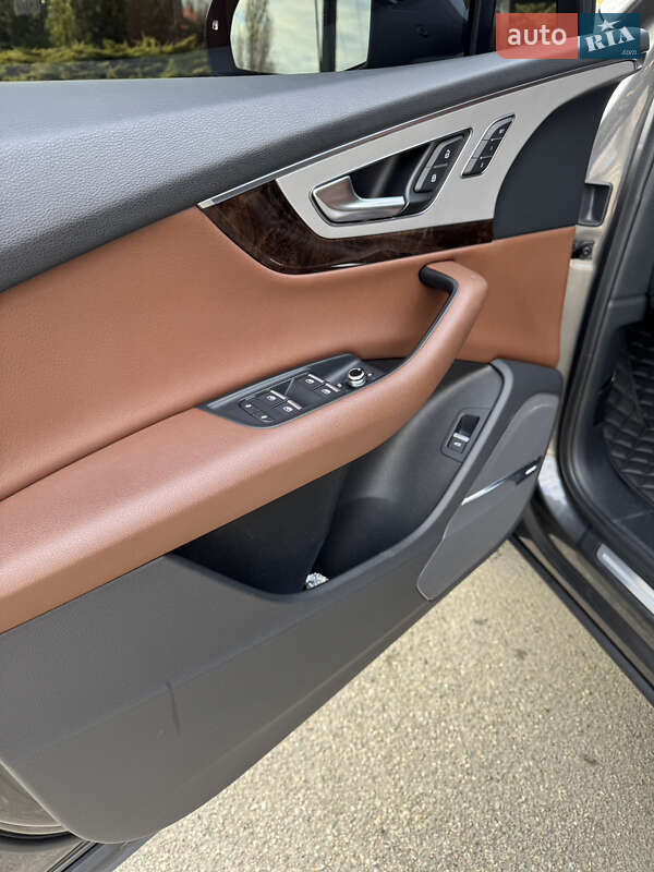 Внедорожник / Кроссовер Audi Q7 2018 в Днепре фото 11 Внедорожник / Кроссовер Audi Q7 2018 в Днепре