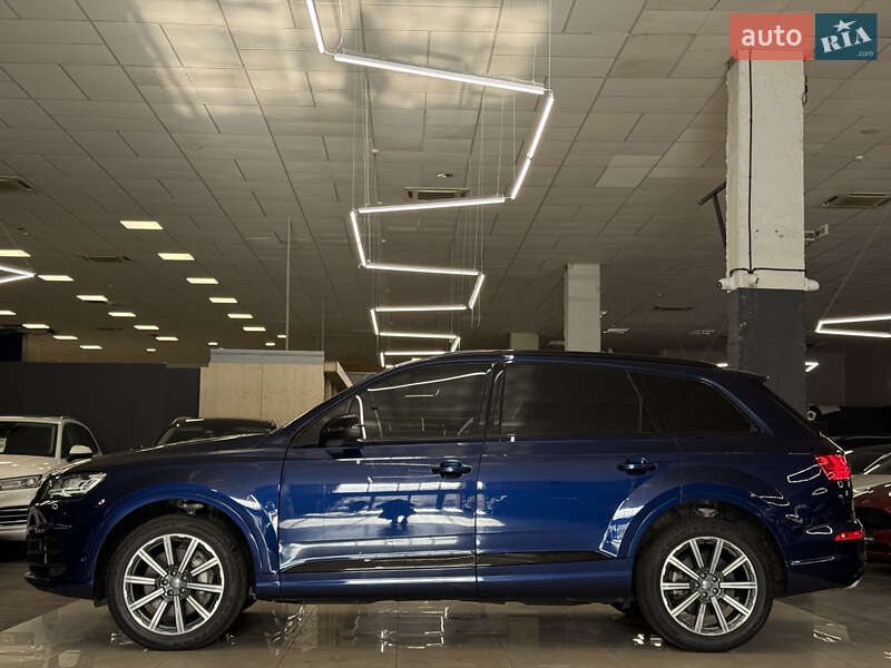 Внедорожник / Кроссовер Audi Q7 2019 в Николаеве