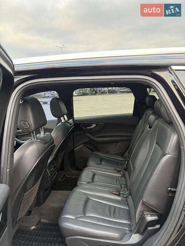 Позашляховик / Кросовер Audi Q7 2016 в Львові фото 6 Позашляховик / Кросовер Audi Q7 2016 в Львові