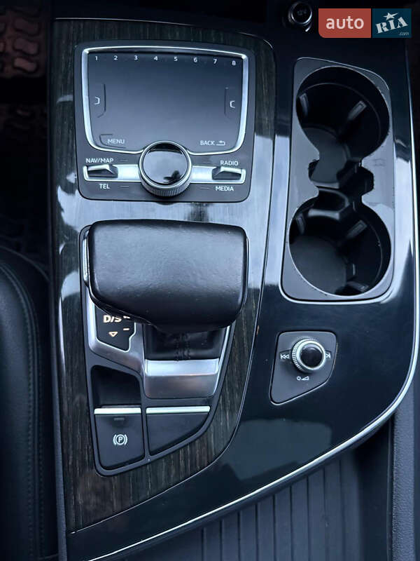 Позашляховик / Кросовер Audi Q7 2016 в Львові фото 10 Позашляховик / Кросовер Audi Q7 2016 в Львові