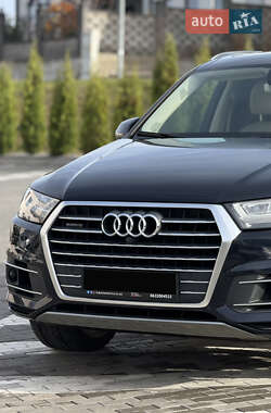 Внедорожник / Кроссовер Audi Q7 2017 в Киеве