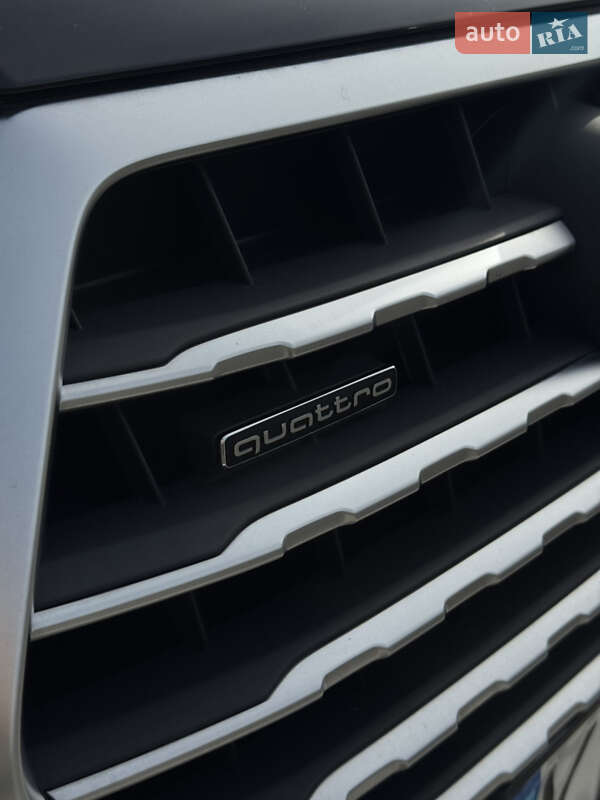 Позашляховик / Кросовер Audi Q7 2017 в Києві