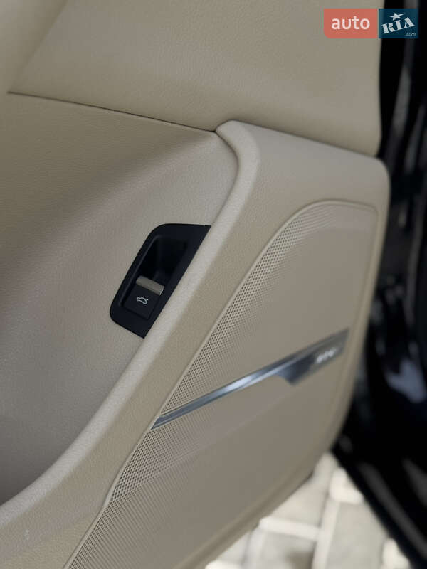 Позашляховик / Кросовер Audi Q7 2017 в Києві