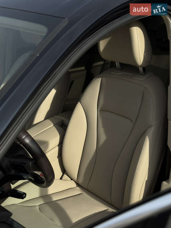 Позашляховик / Кросовер Audi Q7 2017 в Києві