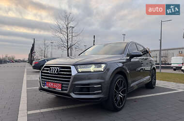 Внедорожник / Кроссовер Audi Q7 2019 в Мукачево