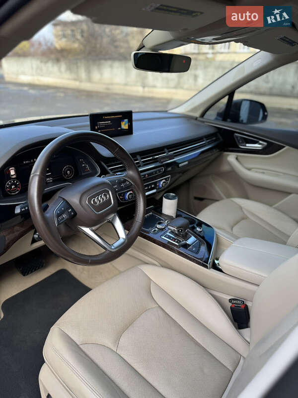 Позашляховик / Кросовер Audi Q7 2016 в Романіву фото 17 Позашляховик / Кросовер Audi Q7 2016 в Романіву