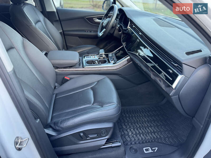 Внедорожник / Кроссовер Audi Q7 2020 в Львове фото 19 Внедорожник / Кроссовер Audi Q7 2020 в Львове