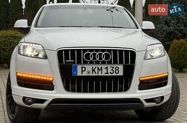 Позашляховик / Кросовер Audi Q7 2015 в Самборі