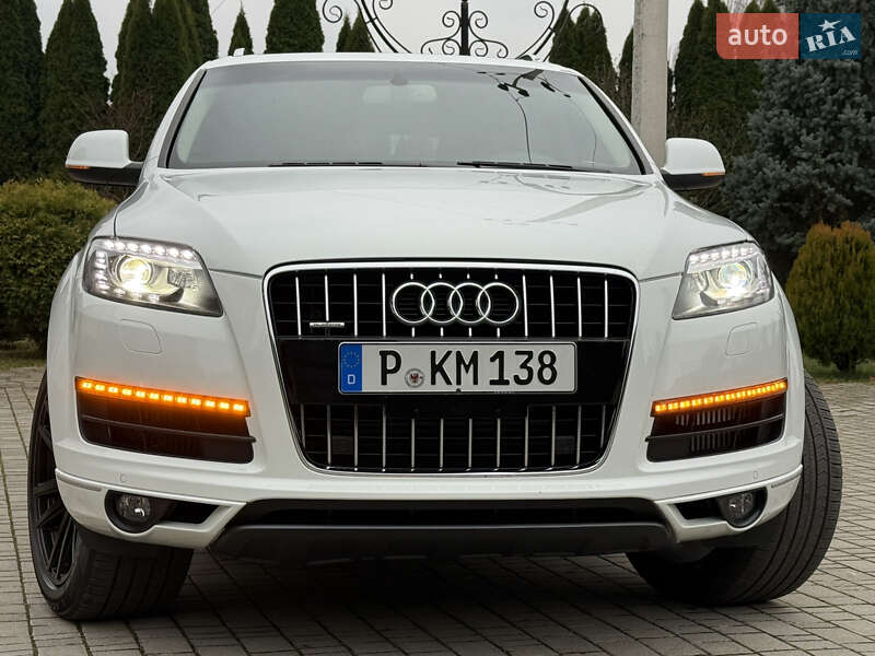 Позашляховик / Кросовер Audi Q7 2015 в Самборі