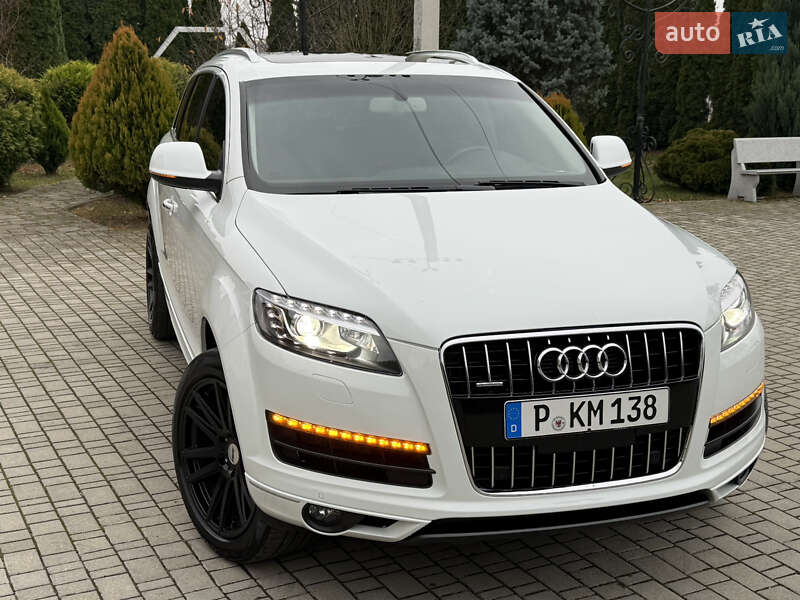 Позашляховик / Кросовер Audi Q7 2015 в Самборі