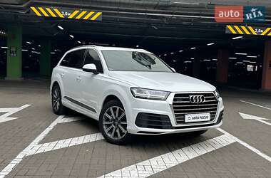Внедорожник / Кроссовер Audi Q7 2016 в Киеве
